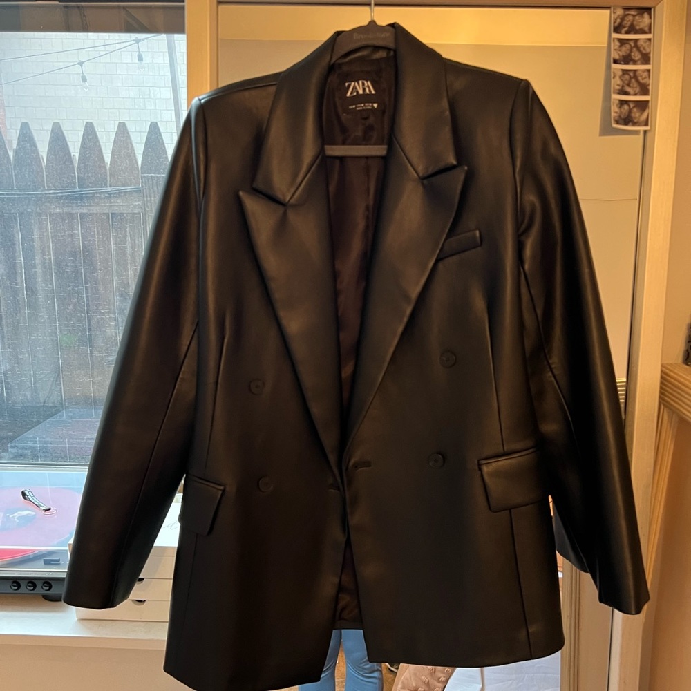 Vegan leather Zara blazer
